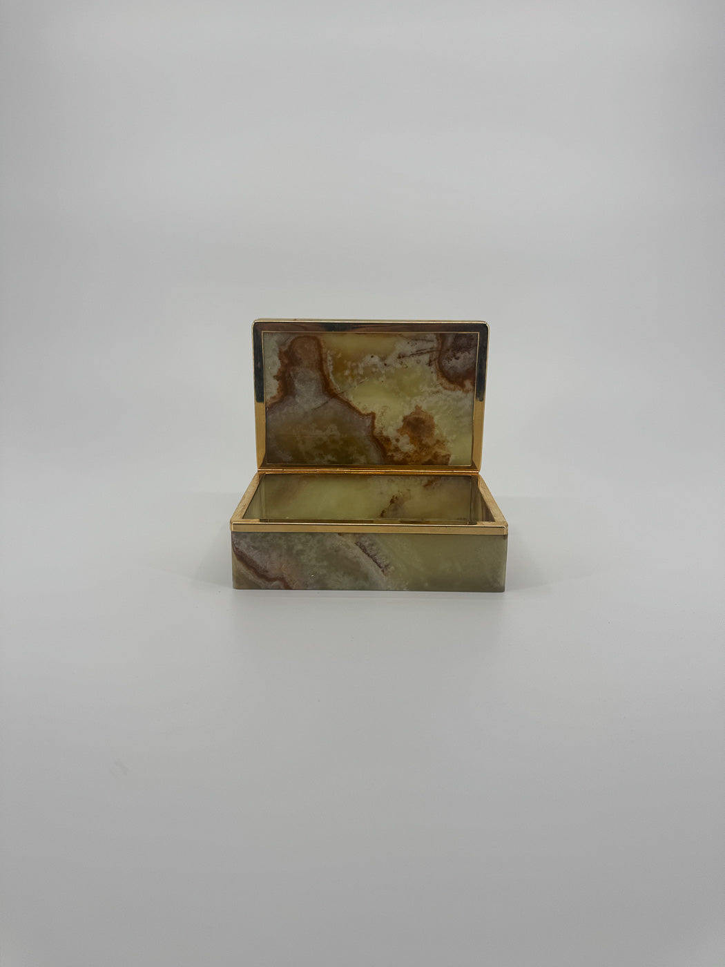 Onyx Box